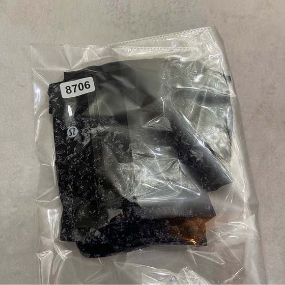 Lululemon Pace Rival Crop *22" Floral Spritz Multi / Black 28706 - Picture 15 of 15